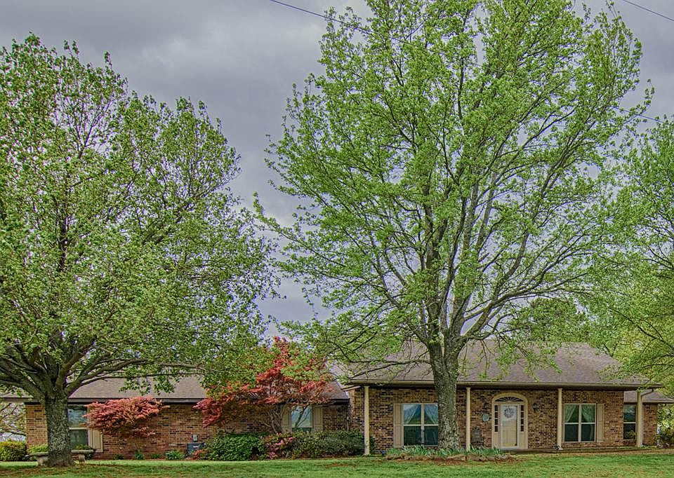 1st image of 1221 Thomas Hill Dr