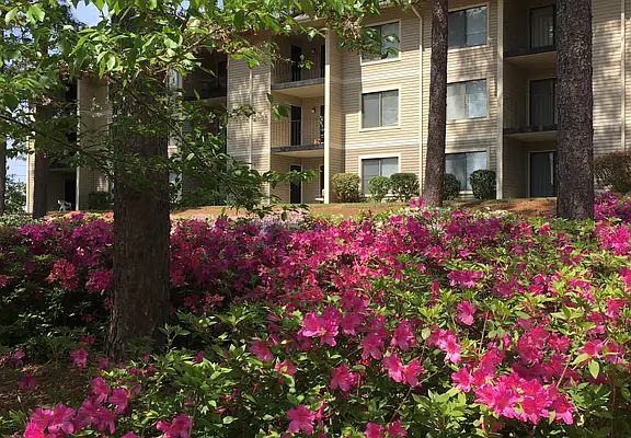 5th image of 105 Lake Clair Pl #202-L