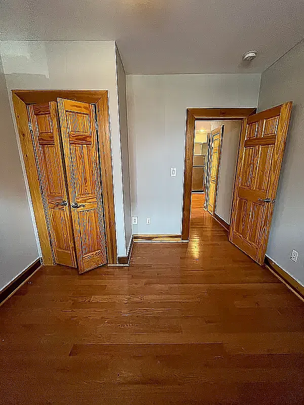 340 Webster Avenue — Photo 4