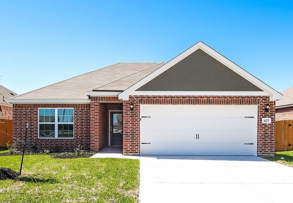 1st image of 425 Sunny Highlands Dr