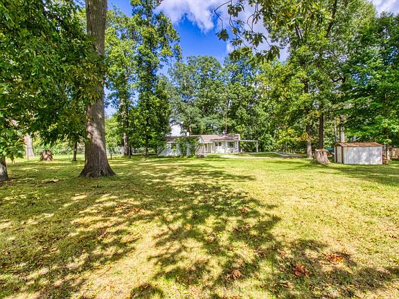 3rd image of 2167 E Old Road 30