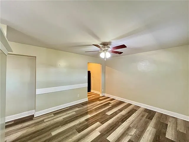 1 bed, 1.0 bath, 425 sqft, $875 — Photo 2
