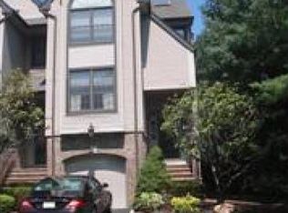 20 Jordan Ave, Wallington, NJ 07057