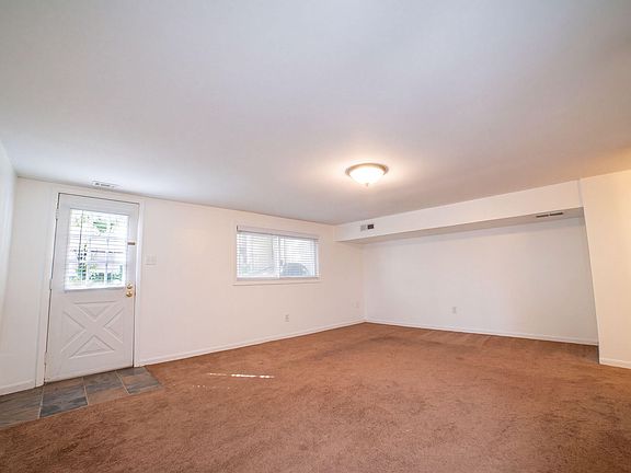 Basement w/back patio access