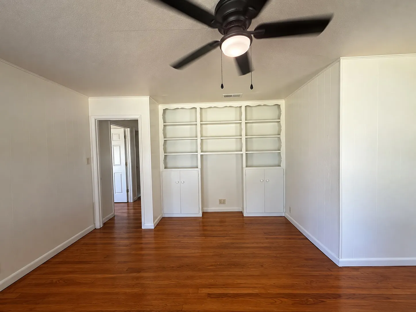 2 bed, 900 sqft, $1,645 — Photo 3