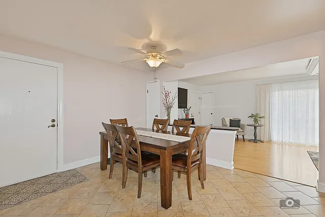 7442 W 86th St #2A — Photo 2