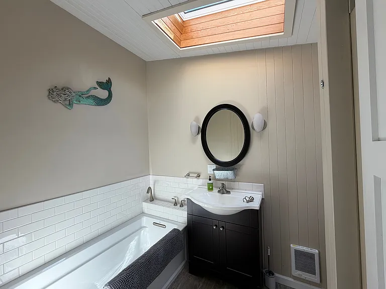 208 Swinomish Dr — Photo 15