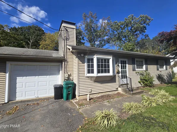 63 Grandview St, East Stroudsburg, PA 18301