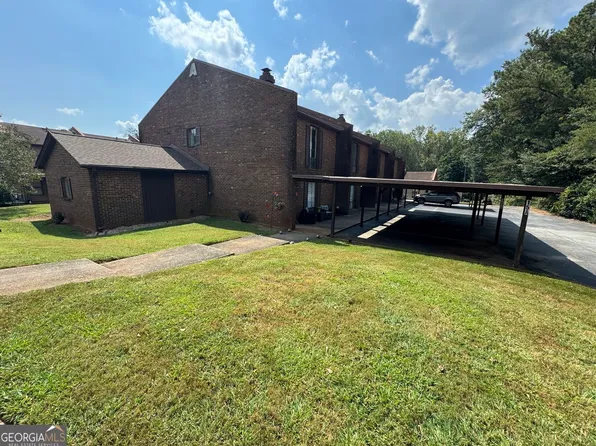 17A Little Mountain Vlg, Ellenwood, GA 30294