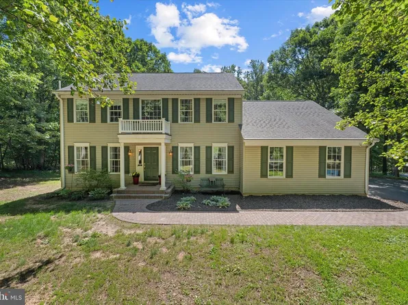 2319 Wildwood Cir, Amissville, VA 20106