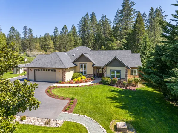 449 S Espey Rd, Grants Pass, OR 97527