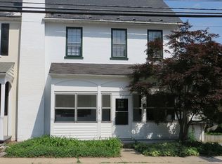 125 Manor Ave, Millersville, PA 17551