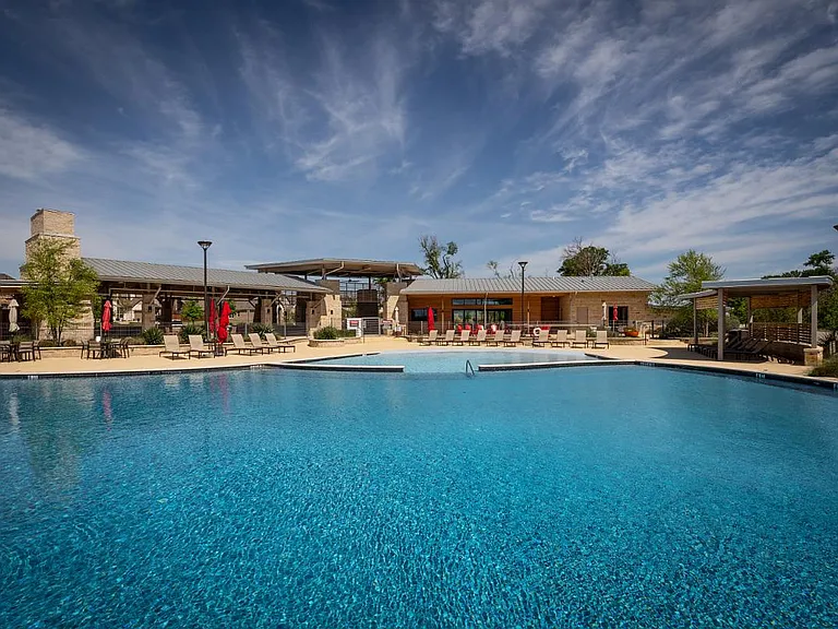 7600 Clear Rapids Dr — Photo 30