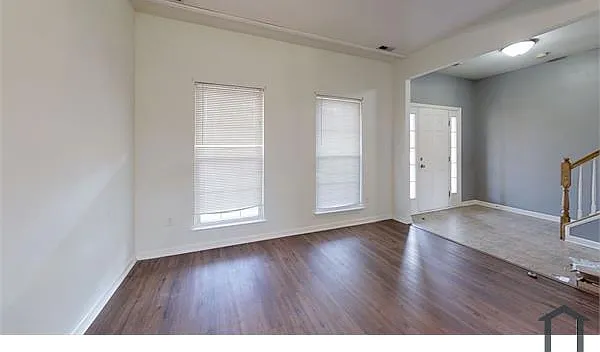 3 bed, $2,500 — Photo 3