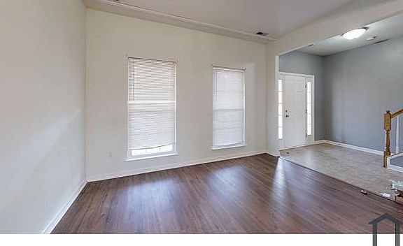 3rd image of 12200 Eastern Ave