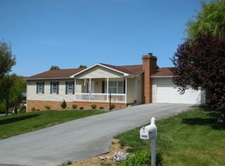 3202 Arrowhead Rd, Harrisonburg, VA 22801