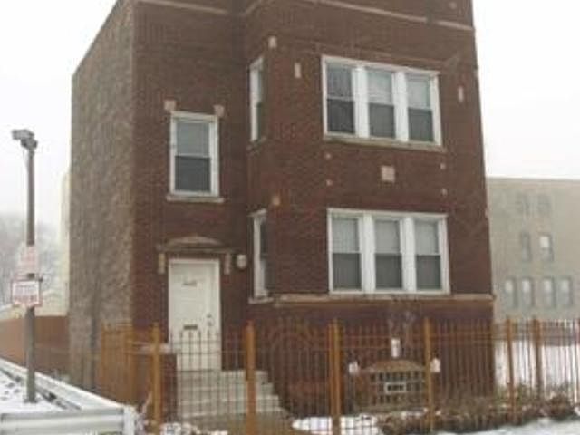 1st image of 4445 S Vincennes Ave #2