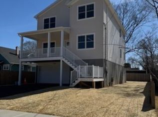 111 3rd St, Dunellen, NJ 08812