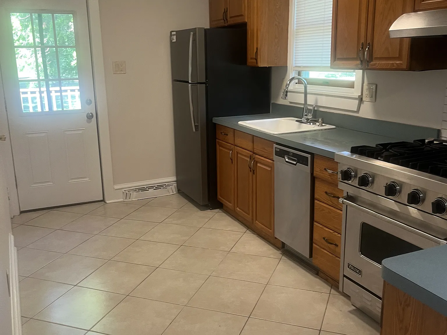 2 bed, 792 sqft, $2,150 — Photo 3
