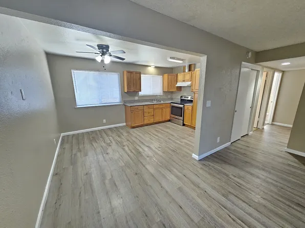 449 S Stockton Ave APT 3, Ripon, CA 95366