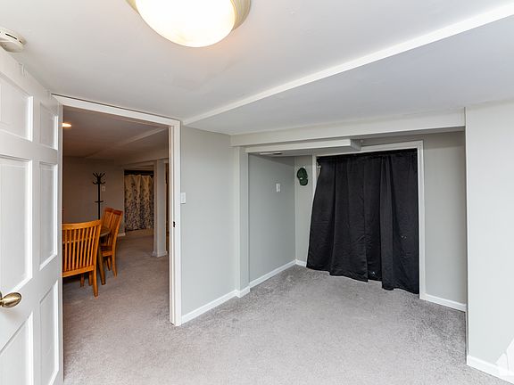4th image of 2313 W Diversey Ave #G