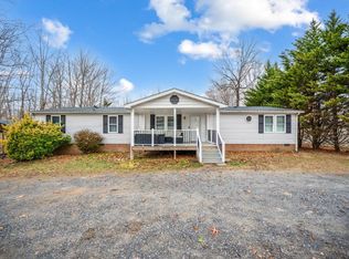 339 Plain Ridge Dr, Evington, VA 24550