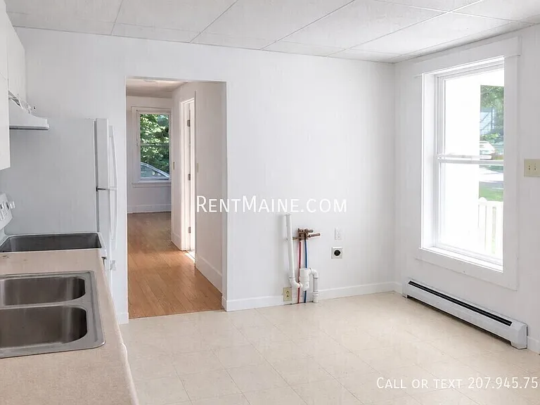 16 Congress St #1 — Photo 3