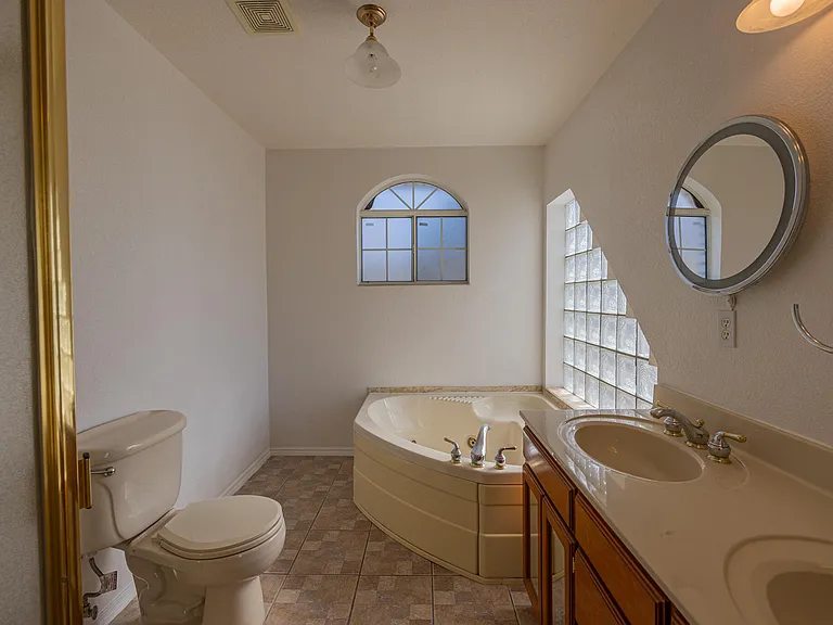5728 Mackerel Ln — Photo 9