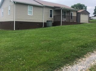 161 Howard Peters Dr, Dryden, VA 24243