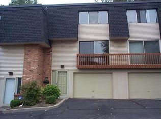 140 Penn Ln, Rochester, NY 14625