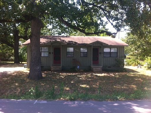 1st image of 1259 N Oakland Ave APT A