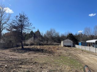 1637 Twin Oaks, Lebanon, MO 65536