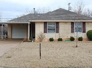 700 Del Haven Dr, Del City, OK 73115