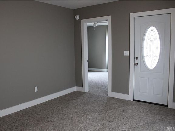 3rd image of 106 W Main St