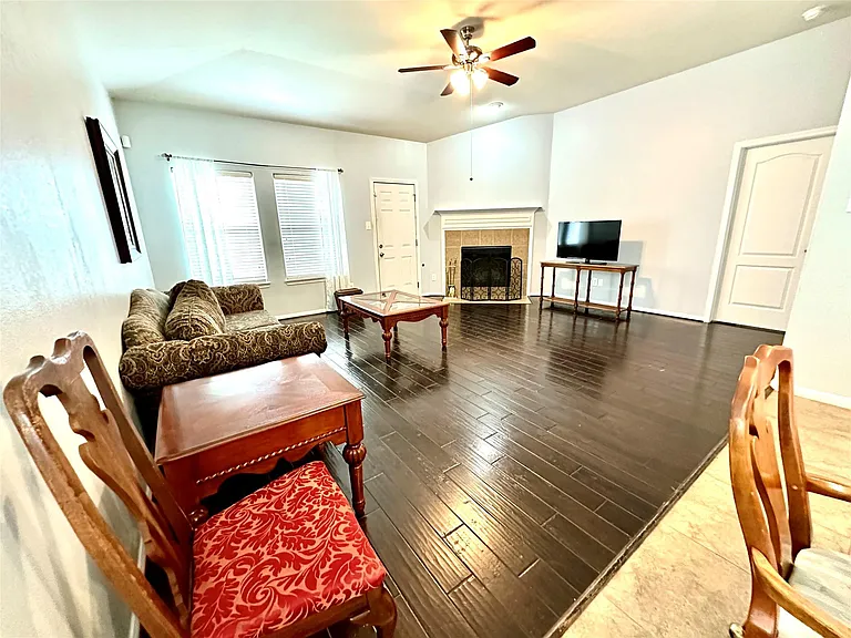 24219 Cornell Park Ln — Photo 17