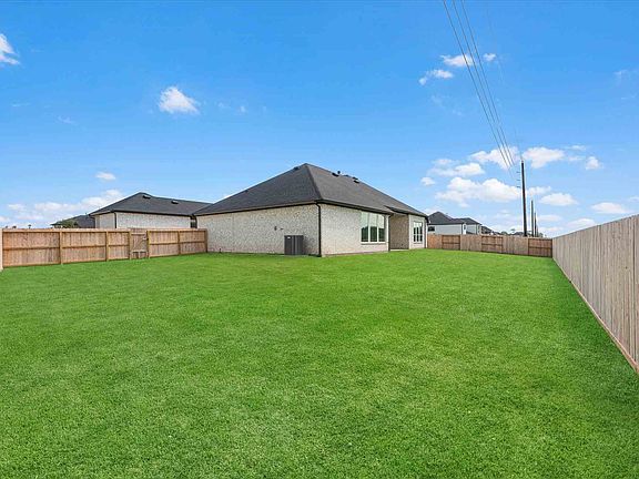 1203 River Glen Cove Carignan Plan Backyard