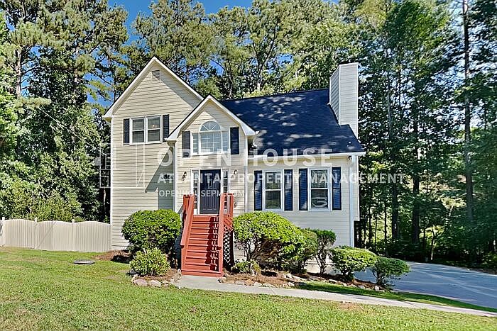 1st image of 44 Oak Landing Ct S