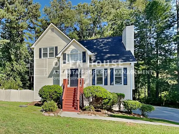 44 Oak Landing Ct S, Douglasville, GA 30134