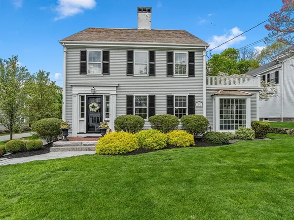 37 Lincoln St, Hingham, MA 02043