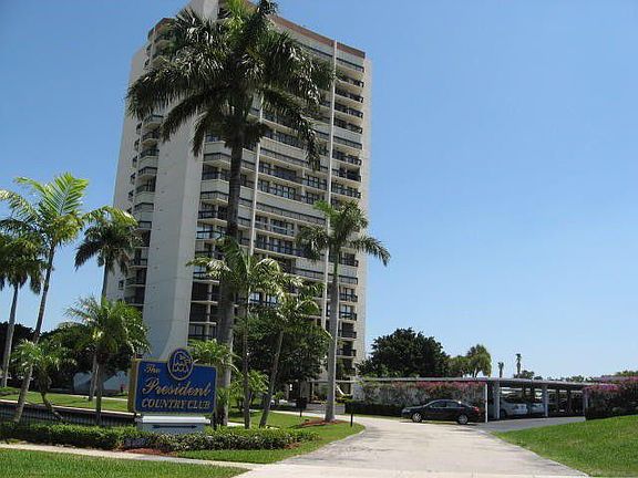 2nd image of 2000 Presidential Way APT 605