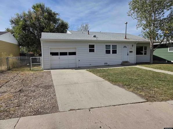 1714 Lennox Ave, Casper, WY 82601