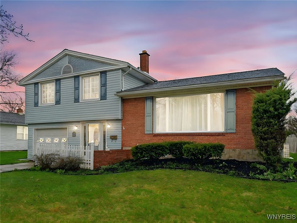 1st image of 864 Sun Valley Dr