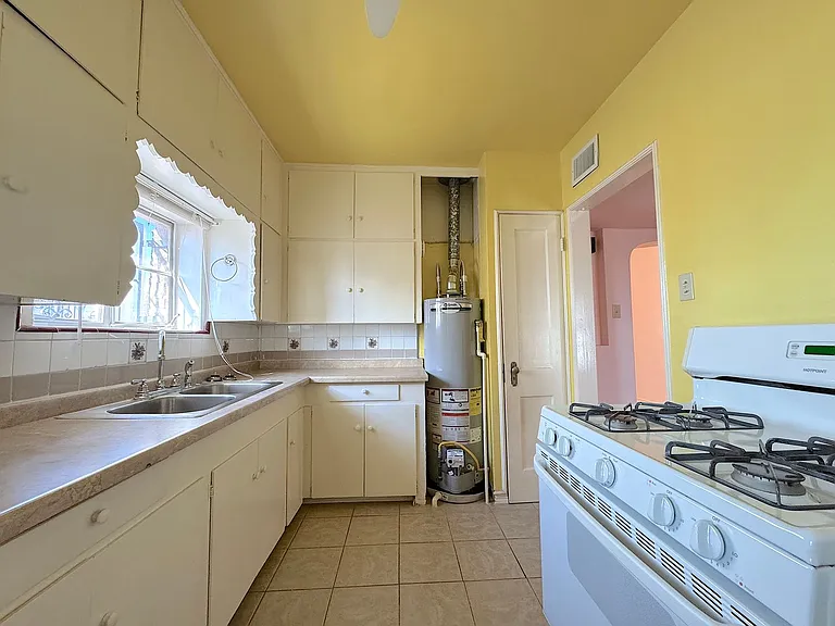 3706 Sacramento Ave — Photo 13