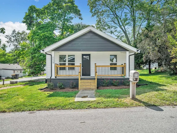 2428 S Broadview Dr, Bloomington, IN 47403