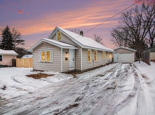 1903 36th St SW, Wyoming, MI 49519