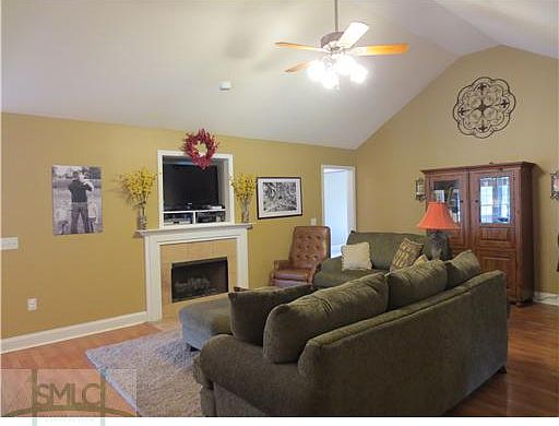 3rd image of 2416 Walden Way