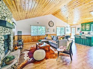 360 Cedarbrook Dr, Twin Peaks, CA 92391