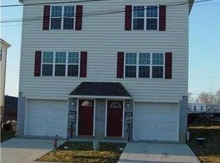 3520 W 3rd St, Trainer, PA 19061