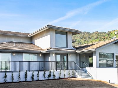 6270 Mulholland Hwy, Los Angeles, CA, 90068