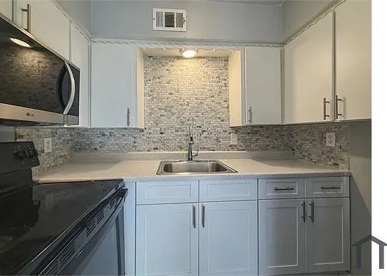 1607 N Carroll Ave #5 — Photo 8